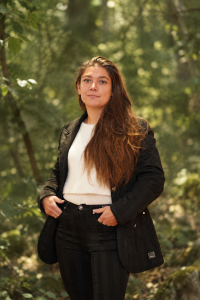 Pauline VILAIN-CARLOTTI, docteure en géographie et spécialiste des interactions entre aménagement des territoires, environnement et risques